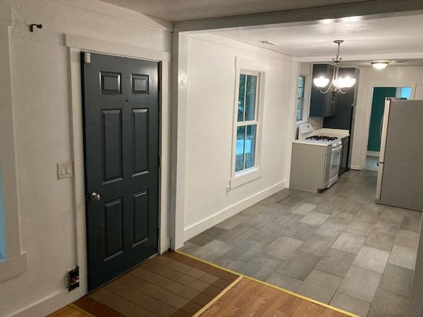 Photo - 1463 Brookbank Ave House