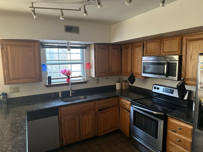 Foto del edificio - 4850 Corwen Ct