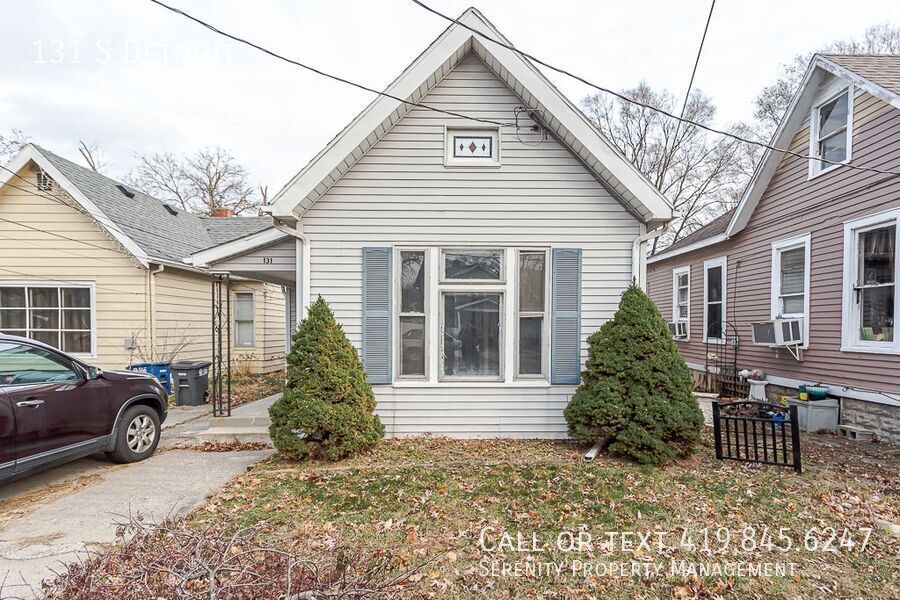 Primary Photo - Must See! Three Bedroom Home For Rent - Co...