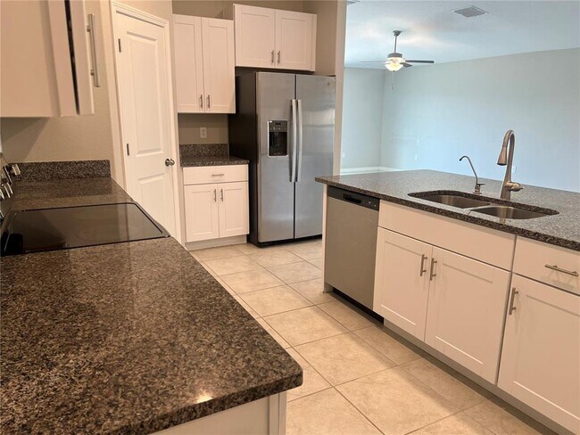 Building Photo - 7207 Jenkins Vista Ct