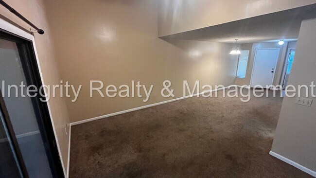 Foto del edificio - 8542 Colony Pine Cir W