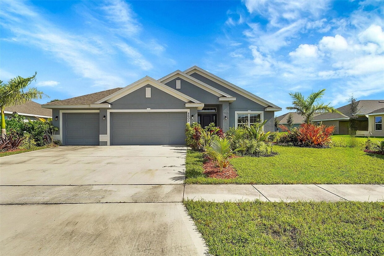 Primary Photo - 8600 Merano Ave