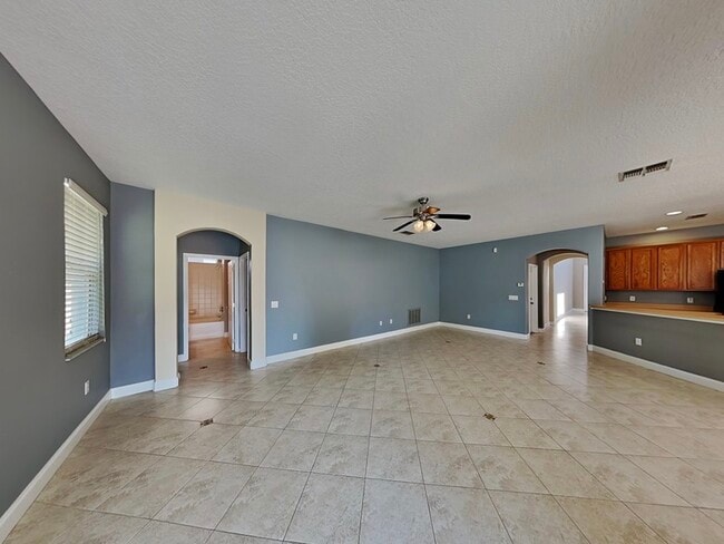 Building Photo - 4686 Blue Major Dr