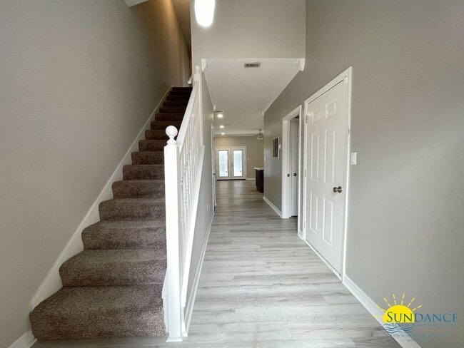 Building Photo - Pelican Cove Townhome with Boat Slip Option!