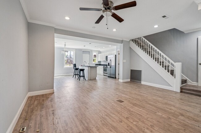 Building Photo - 3420 Erdman Ave