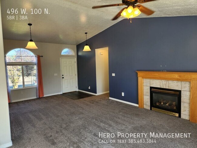 Foto del edificio - Rare Gem in Morgan Valley: Spacious 5-6 Be...
