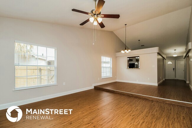 Foto del edificio - 246 Blackwater Pl