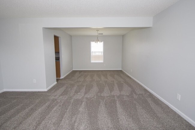 Building Photo - Growing Family? This Home is Waiting for You!