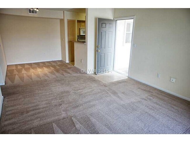 Foto del edificio - Cozy 1 Bedroom Condo in SW