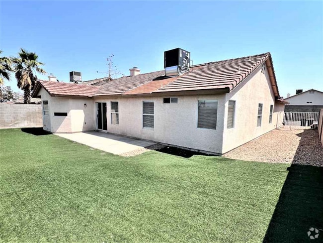 Building Photo - 510 Calypso Dr