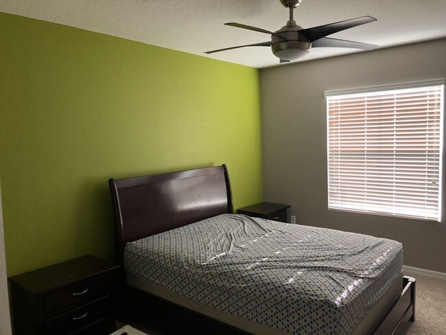 Foto del edificio - Seven Oaks Large Townhome