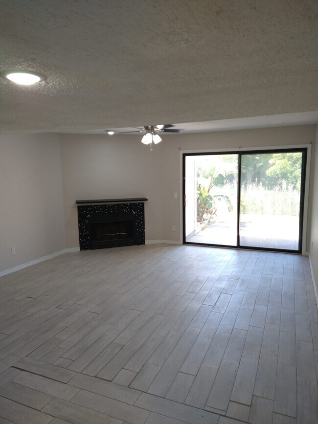 Building Photo - 3517 Peeler Rd