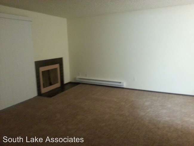 Building Photo - 16108 36th Ave W