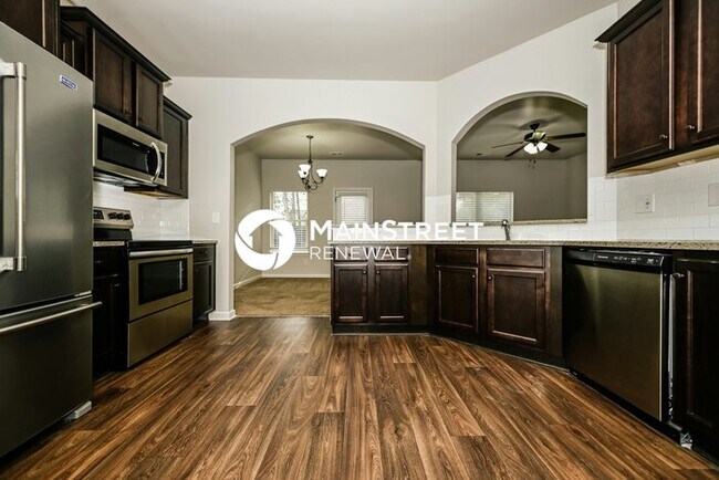 Building Photo - 4 Bedroom Pet-Friendly Home in MCDONOUGH, ...