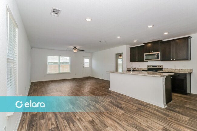 Building Photo - 17061 Dusty Boots Ln