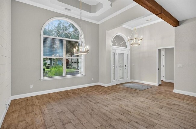 Building Photo - 5 Village View Dr