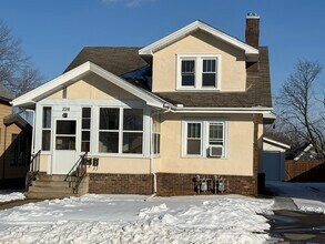 Building Photo - 234 5th Ave N