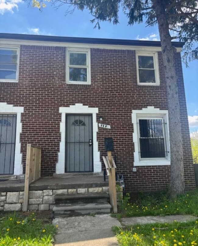Building Photo - 3295 Monterey St