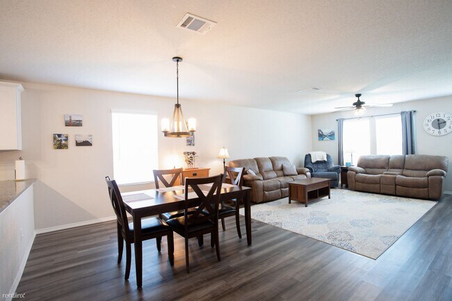 Building Photo - 3 br, 2 bath House - 31575 Bard Ln