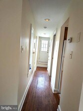 Building Photo - 1906 Fleet St