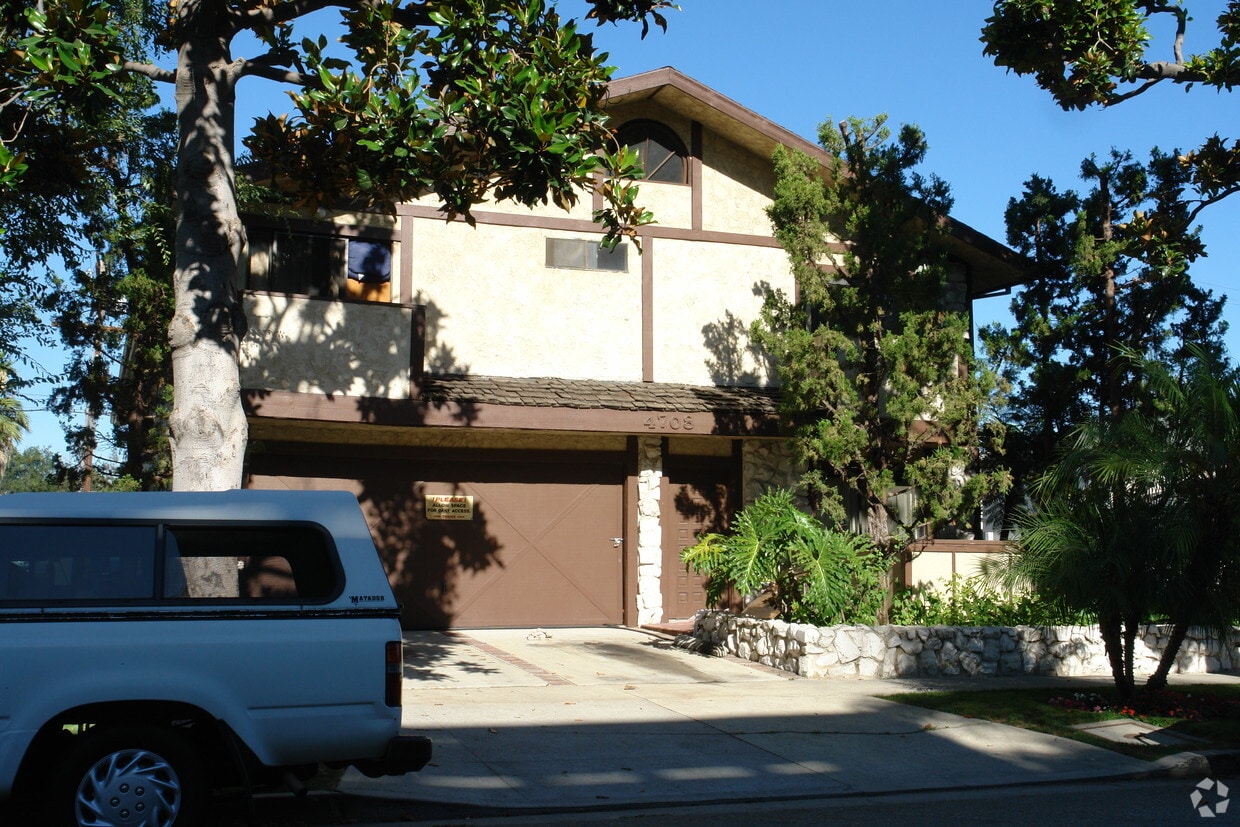 Primary Photo - 4708 Vista Del Monte Ave
