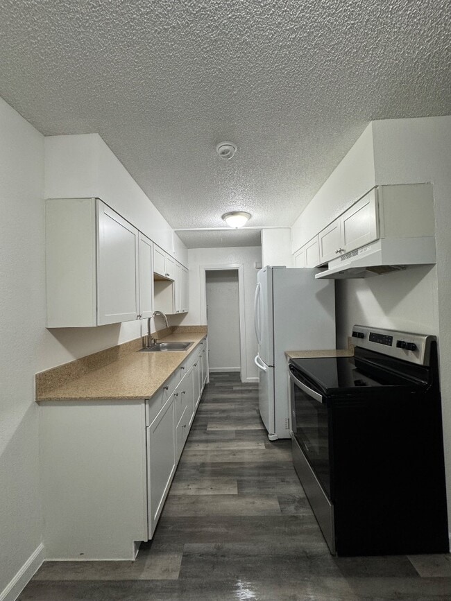 Foto del edificio - 1111 N L St