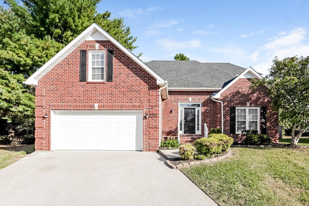 Foto principal - 2702 Soaring Eagle Ct