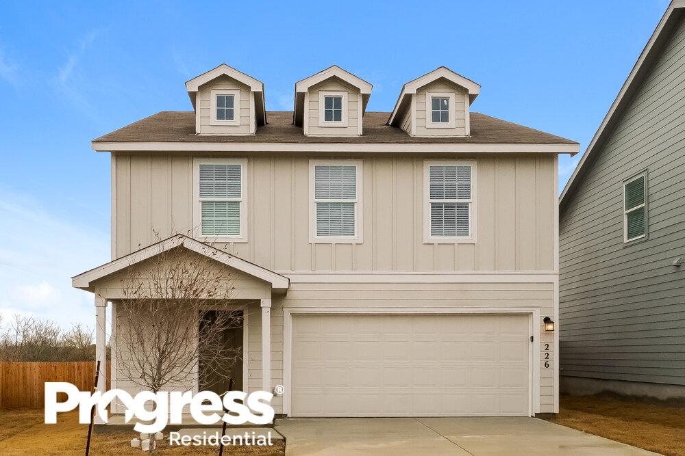 226 Hollywood Dr, New Braunfels, TX 78130 House for Rent in New