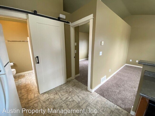 Foto del edificio - 436 NE Emerson Ave