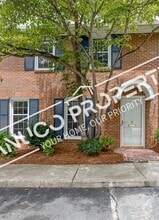 Building Photo - 4030 Huntingreen Ln NW