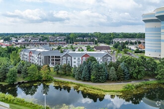 Building Photo - The Zelle at Polaris