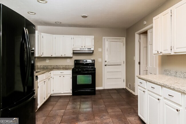 Foto del edificio - 2764 Twin Springs Dr