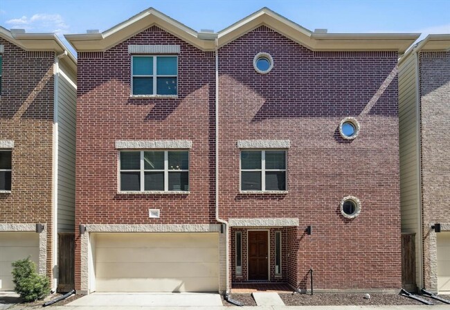 Building Photo - 540 Westcross St