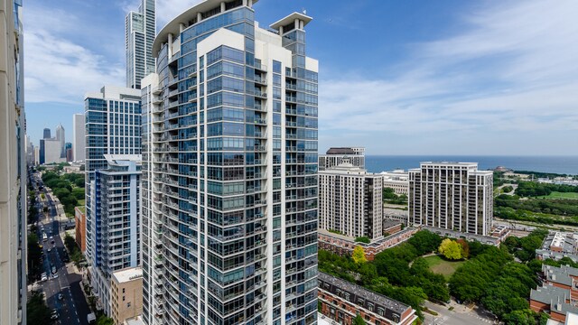 Photo - 1400 S Michigan Ave Apartment