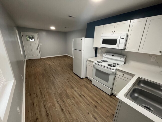 Photo - 2619 Dundeen St Apartment