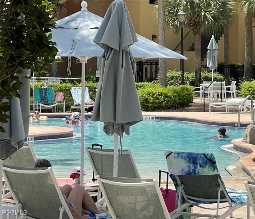 Primary Photo - 10800 Palazzo Wy