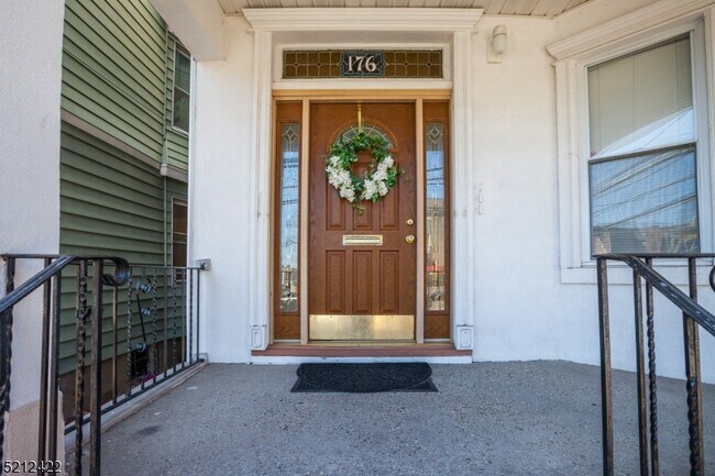 Foto del edificio - 176 Grafton Ave