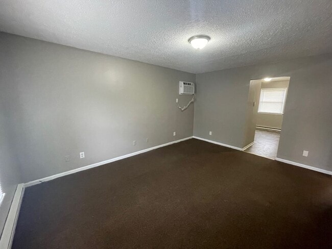 Building Photo - 809-811 Voris Street