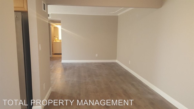 Building Photo - 4 br, 2.5 bath House - 3188 GROTH CT