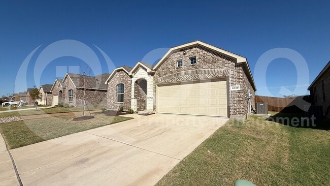 Building Photo - 4849 Sagerun Dr