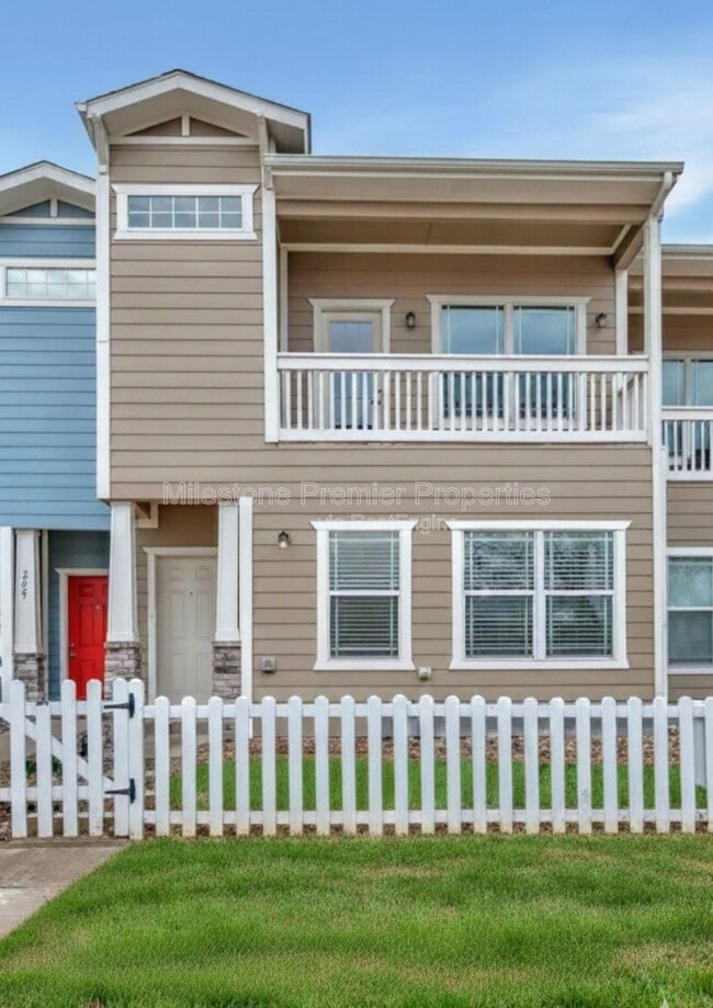 Photo - 207 Starr St Townhome