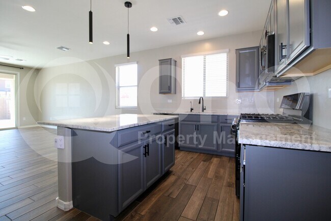 Foto del edificio - 11968 Ryscott Cir