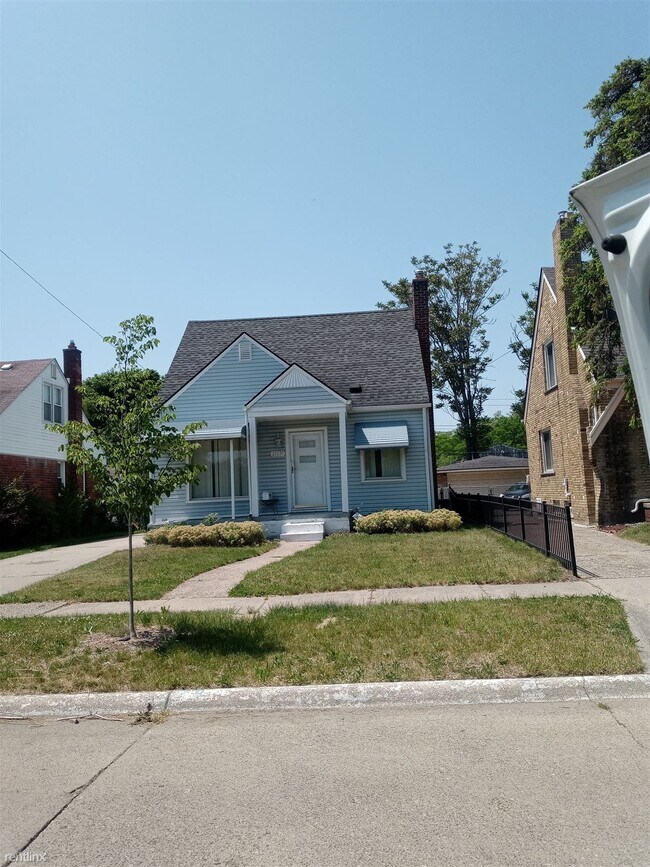 Building Photo - 3 br, 1.5 bath House - 21255 Reimanville Ave
