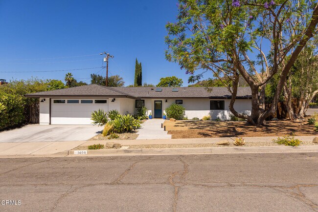 Building Photo - 1409 Meadowbrook Rd