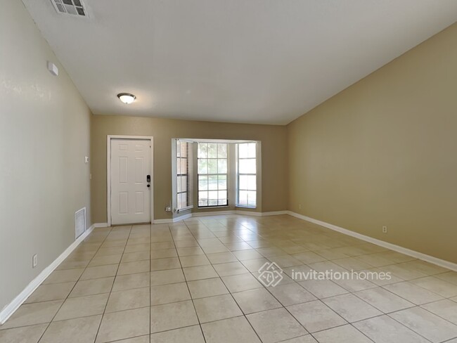 Building Photo - 2511 Coral Hills Dr