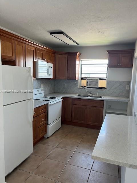Building Photo - 4450 SW 67th Ave