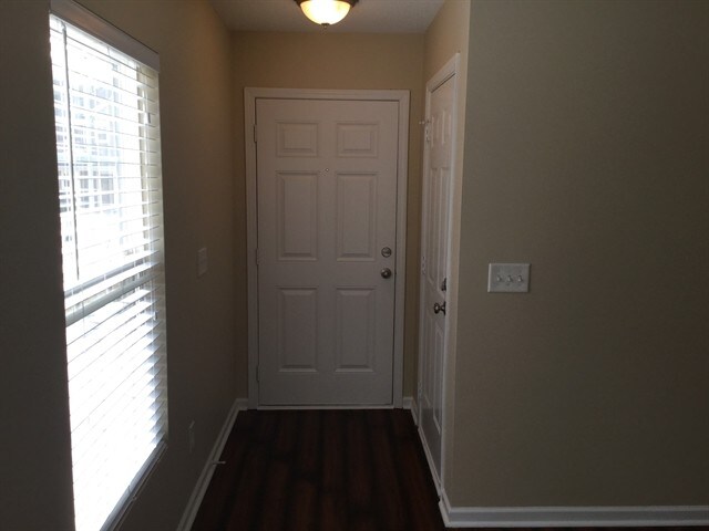 Building Photo - 123 Lodestone Dr