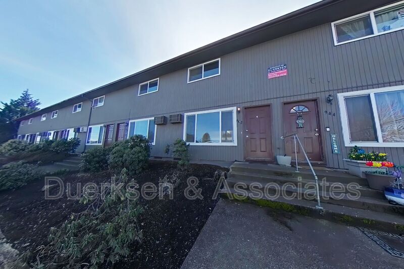 942 21st Ave SW, Albany, OR 97321 Condo for Rent in Albany, OR