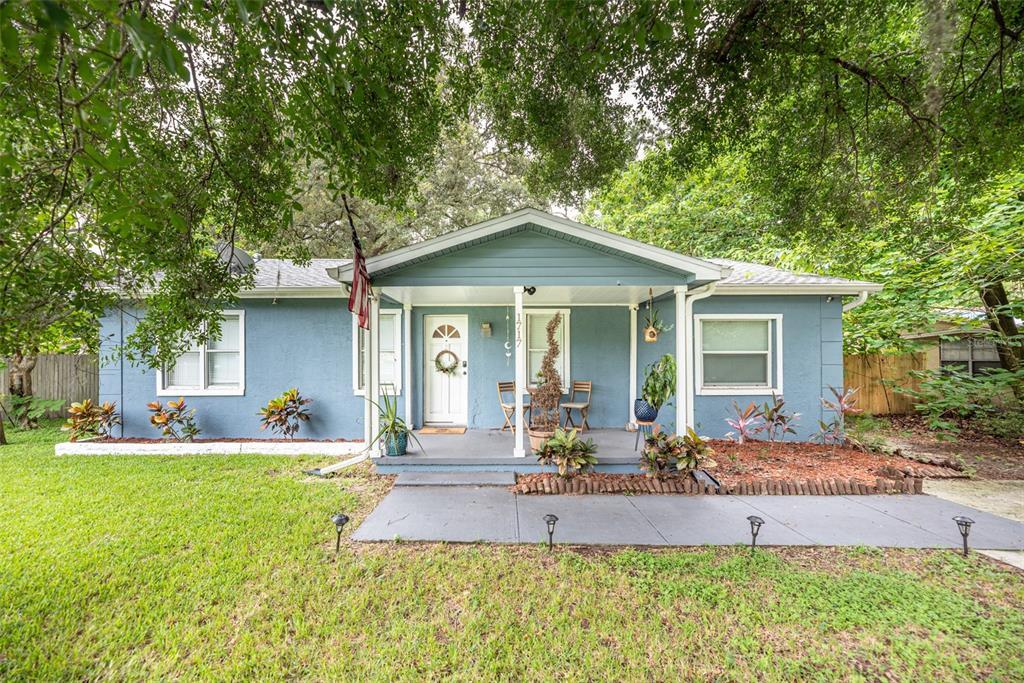 Foto principal - 1717 E Lambright St N