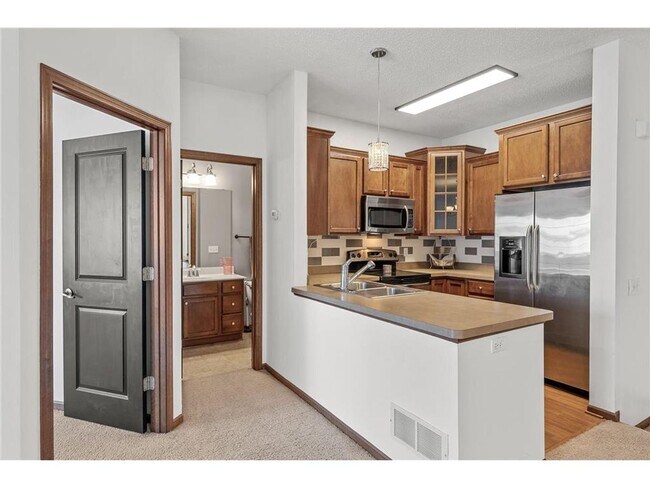 Foto del edificio - Awesome otesgo property for lease, 3 beds 2 baths, updates through-out!